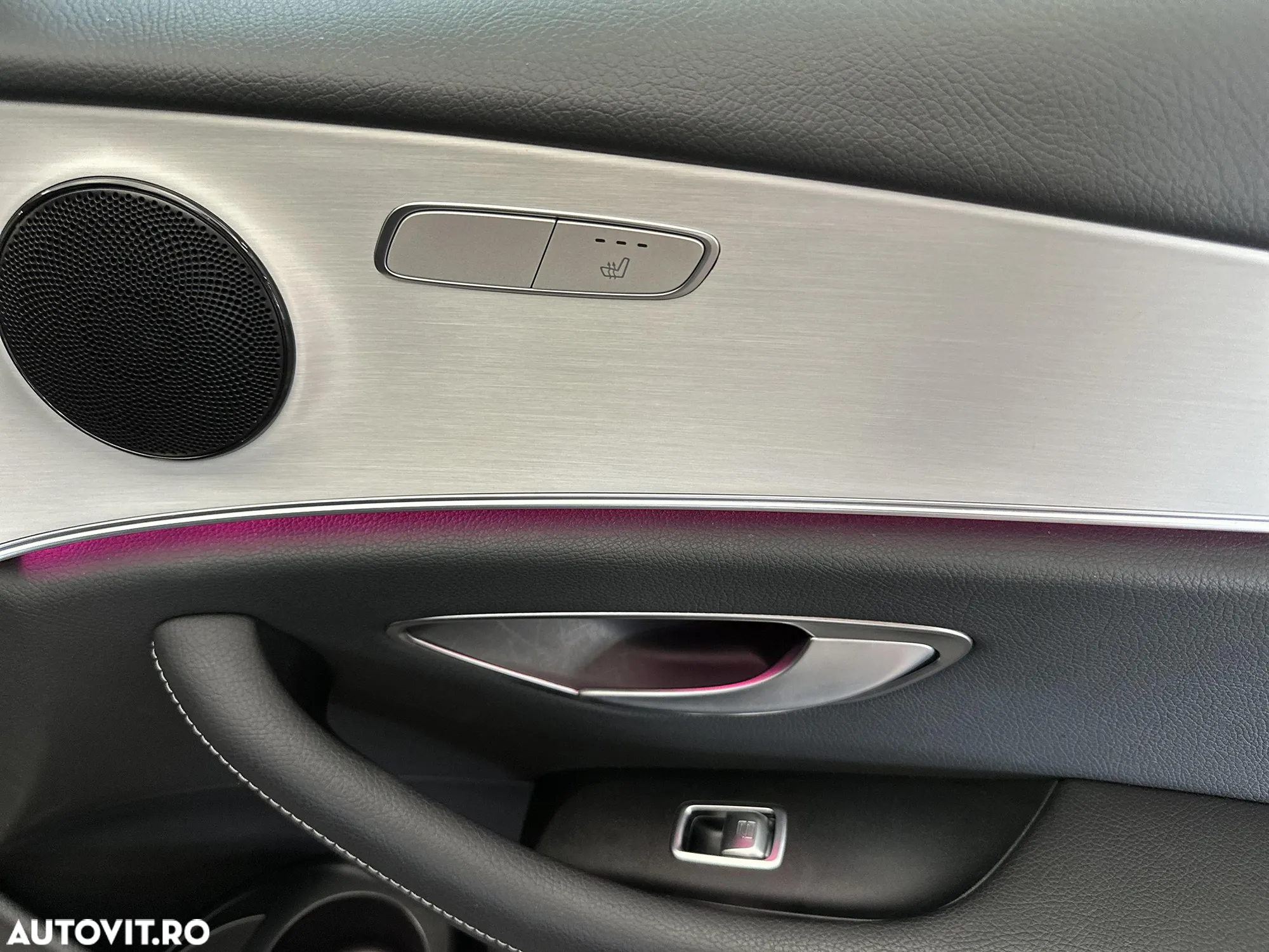 Mercedes-Benz E 300 de 4MATIC Aut. - 24