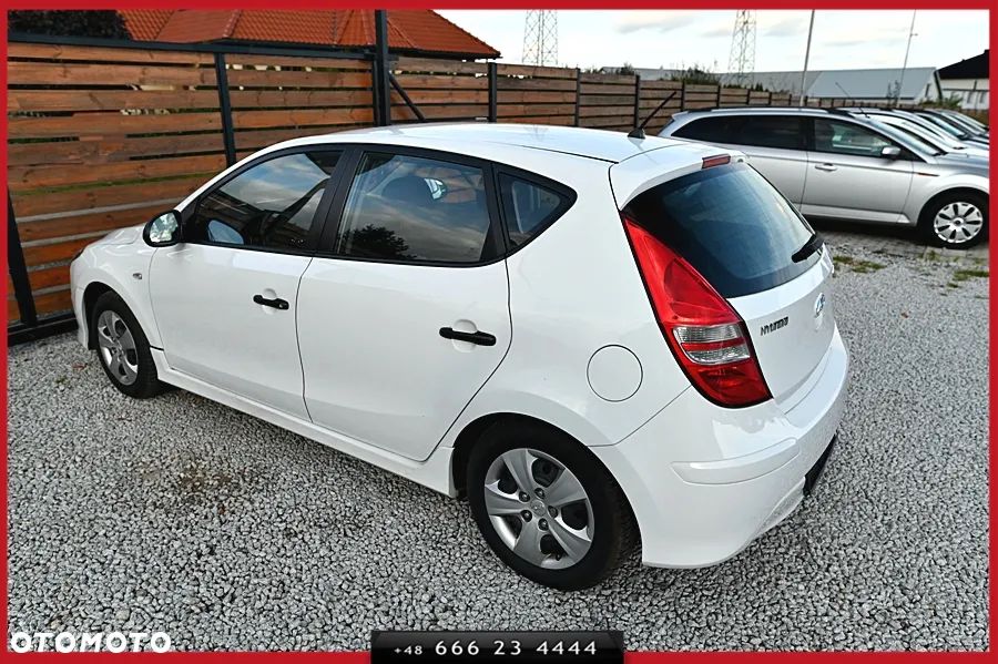 Hyundai i30 1.4 Comfort - 10