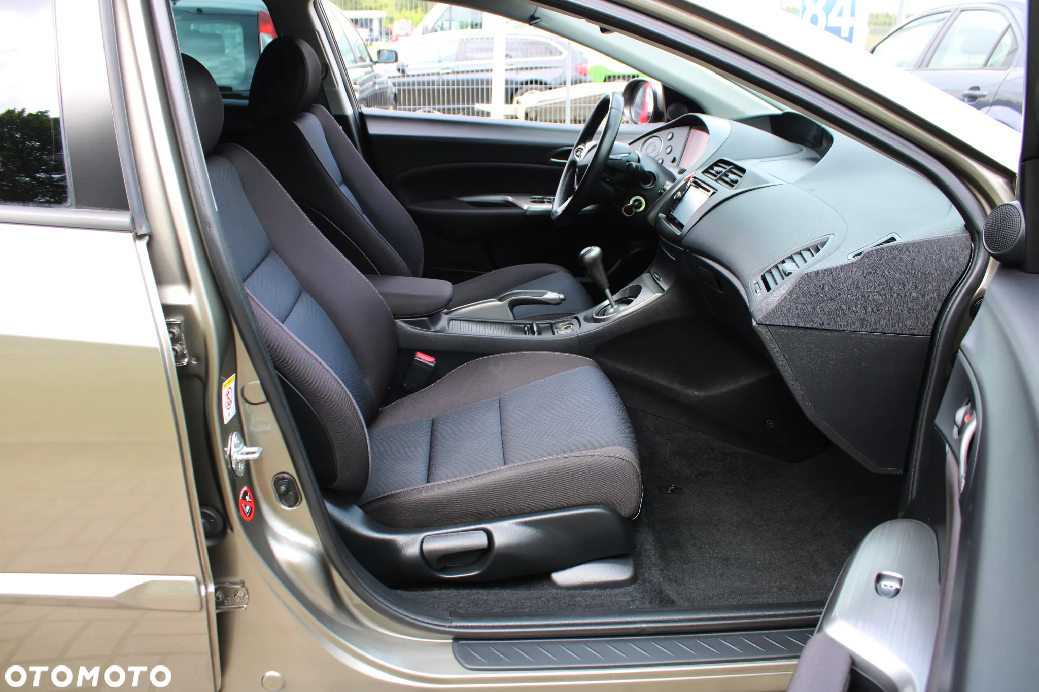 Honda Civic 1.8i-VTEC Sport - 28