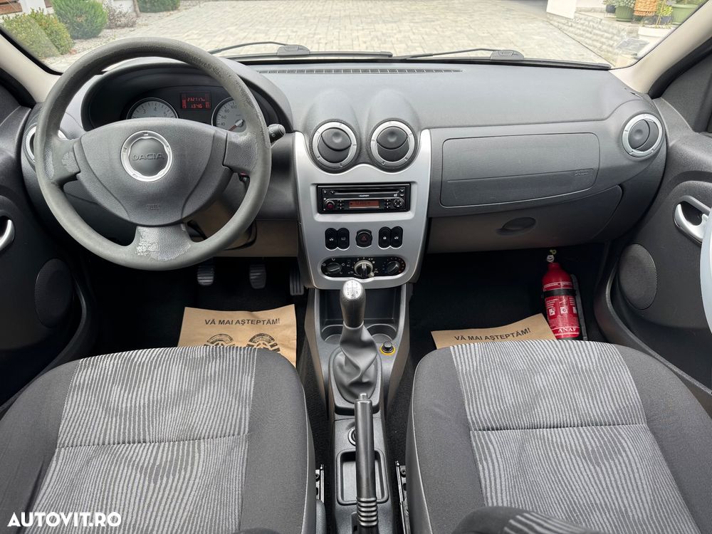 Dacia Logan - 10