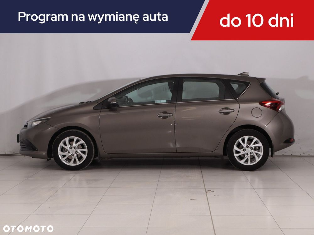 Toyota Auris - 4