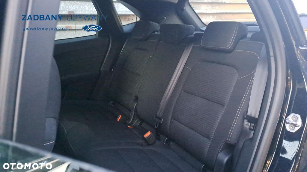 Ford Kuga 2.5 FHEV FWD Titanium - 21