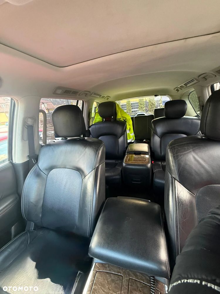 Infiniti QX80 - 7