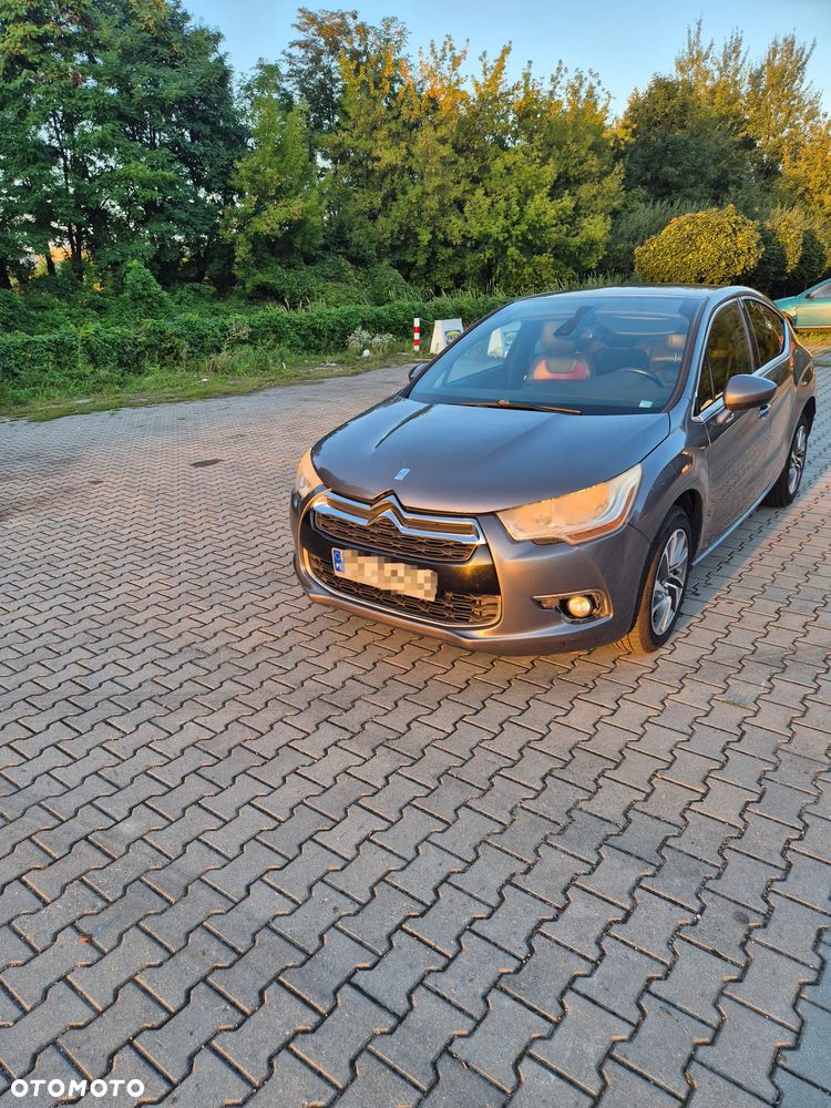 Citroën DS4 1.6 e-HDi SoChic MCP - 25