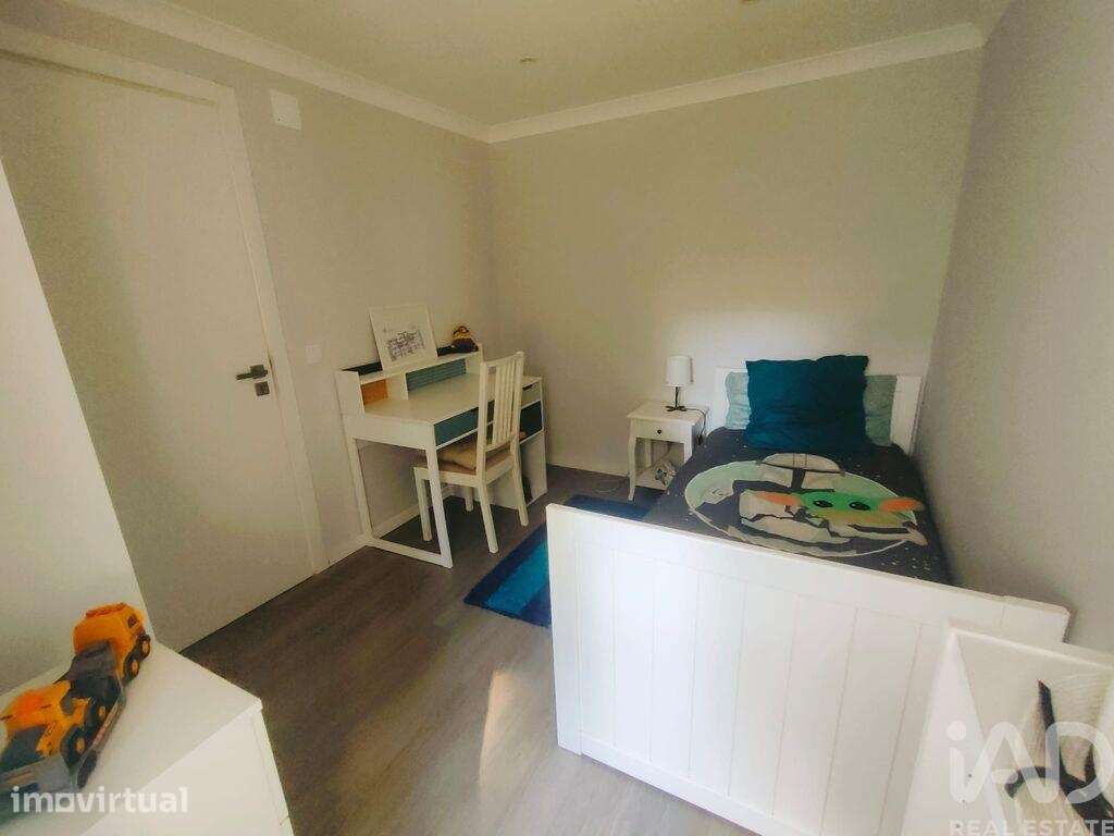 Casa / Villa T3 em Lamas e Cercal de 172,4 m2 - Grande imagem: 4/40