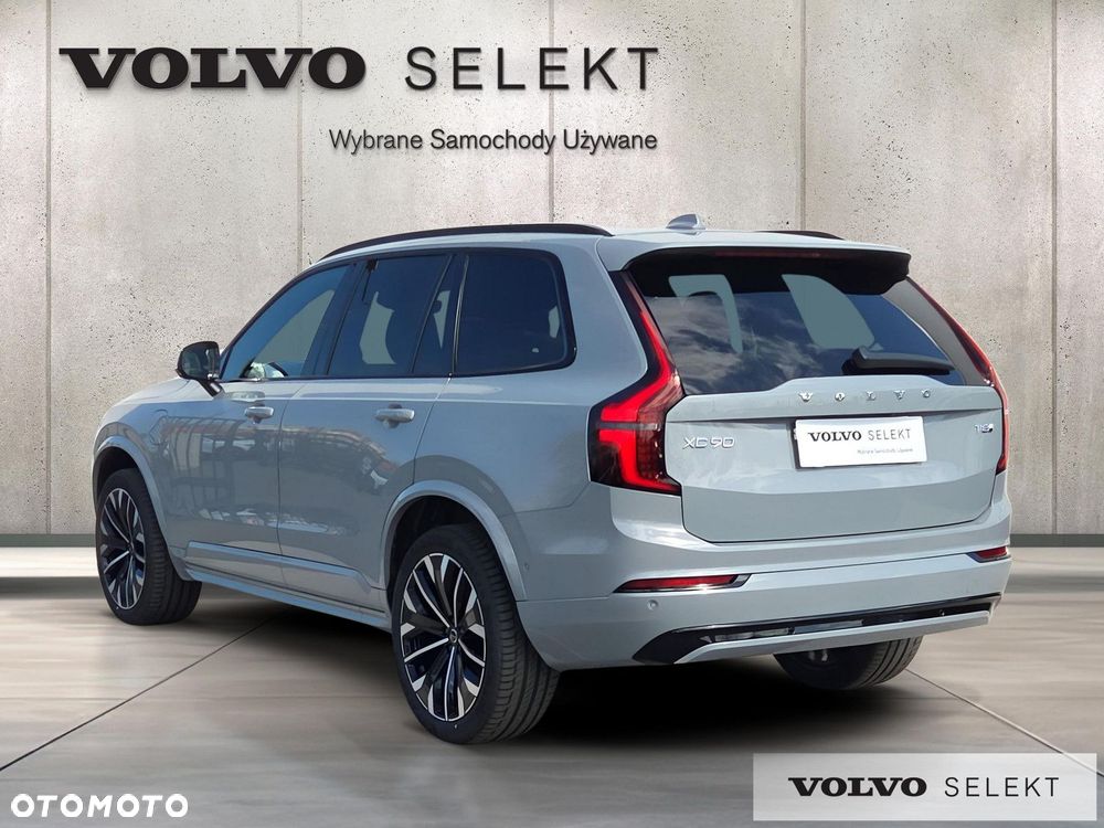 Volvo XC 90 - 3