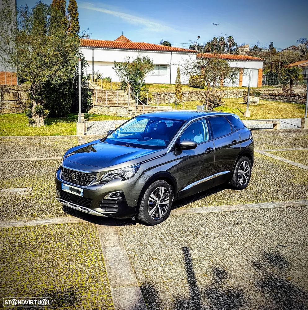 Peugeot 3008 PureTech 130 Stop & Start GPF Allure Pack - 1