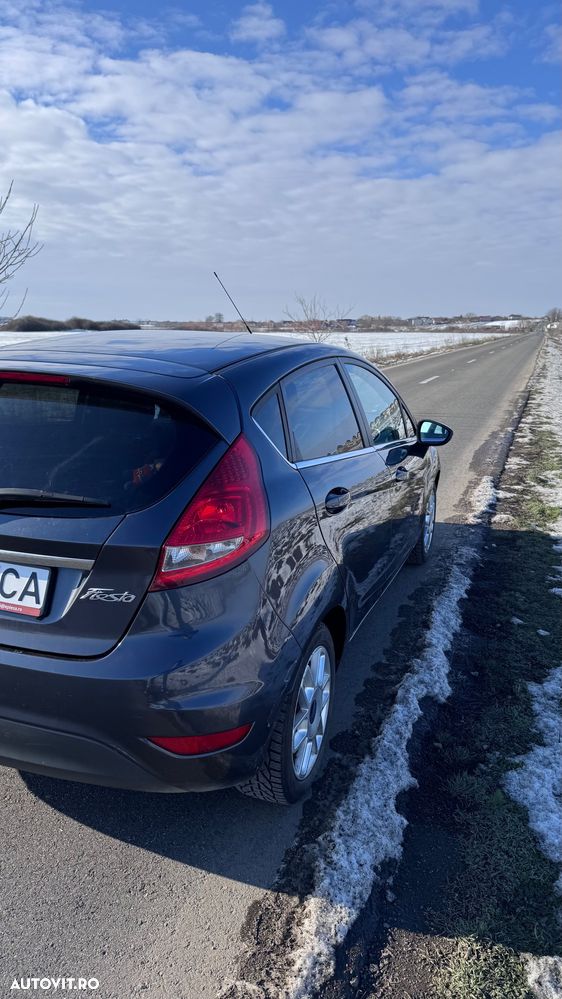 Ford Fiesta 1.4 TDCI Titanium - 9
