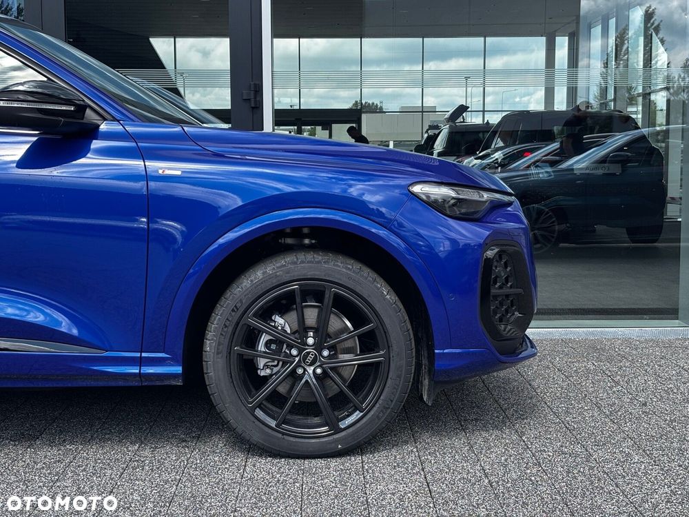 Audi Q5 Sportback - 5