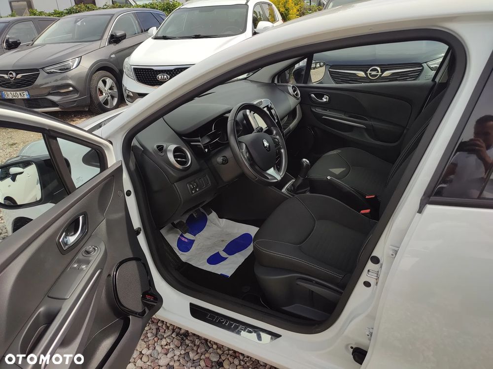 Renault Clio - 16