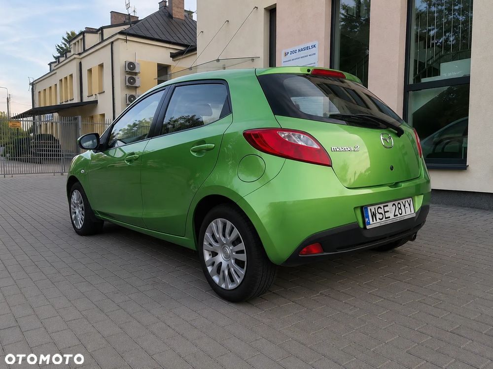 Mazda 2 - 12