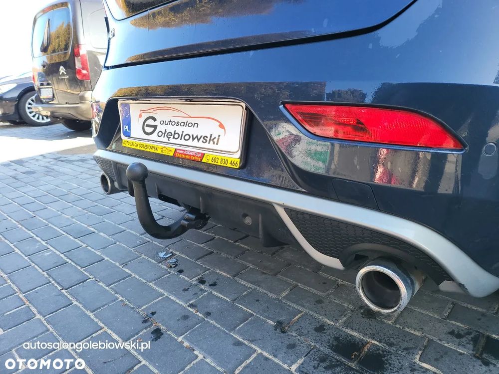 Volvo V40 D4 Summum - 8