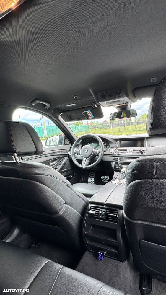 BMW Seria 5 520d xDrive AT - 16