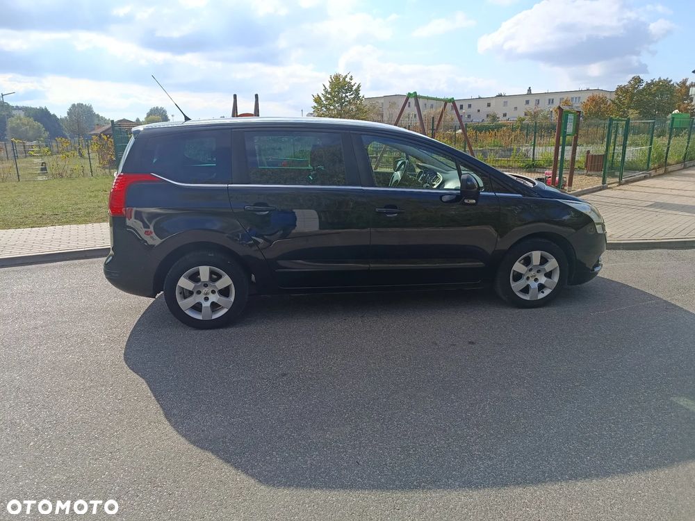 Peugeot 5008 2.0 HDi Active - 3