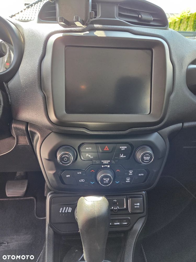 Jeep Renegade - 9