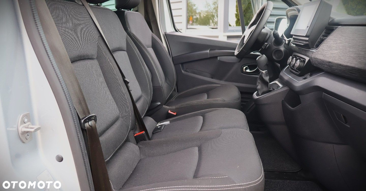 Renault Trafic SpaceClass 2.0 dCi EDC - 23