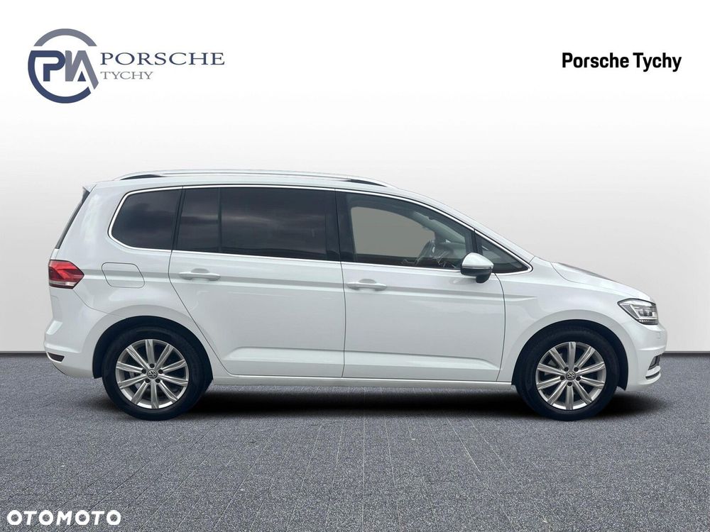 Volkswagen Touran - 4