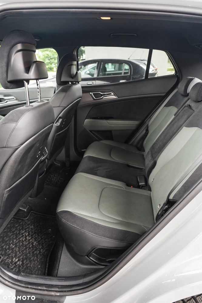 Kia Sportage 1.6 T-GDI MHEV Anniversary 2WD DCT - 13