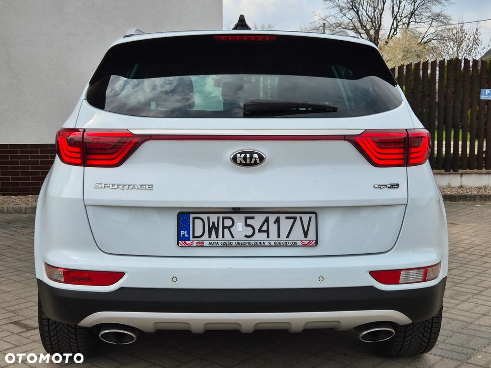Kia Sportage 2,0 CRDI AWD GT Line - 10