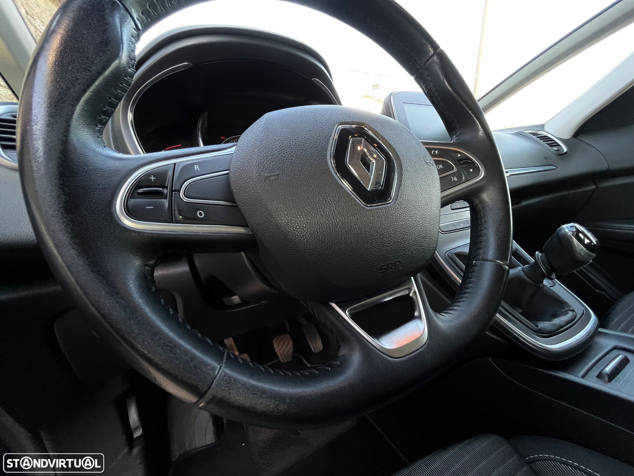 Renault Grand Scénic 1.5 dCi Dynamique S SS - 19
