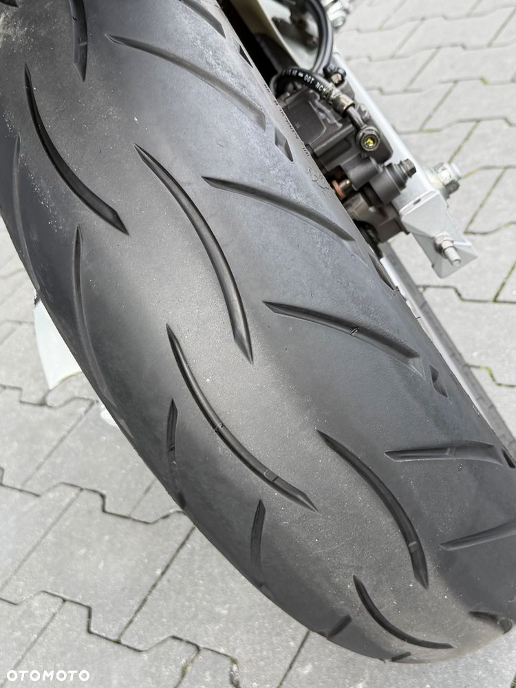 Honda Hornet - 11
