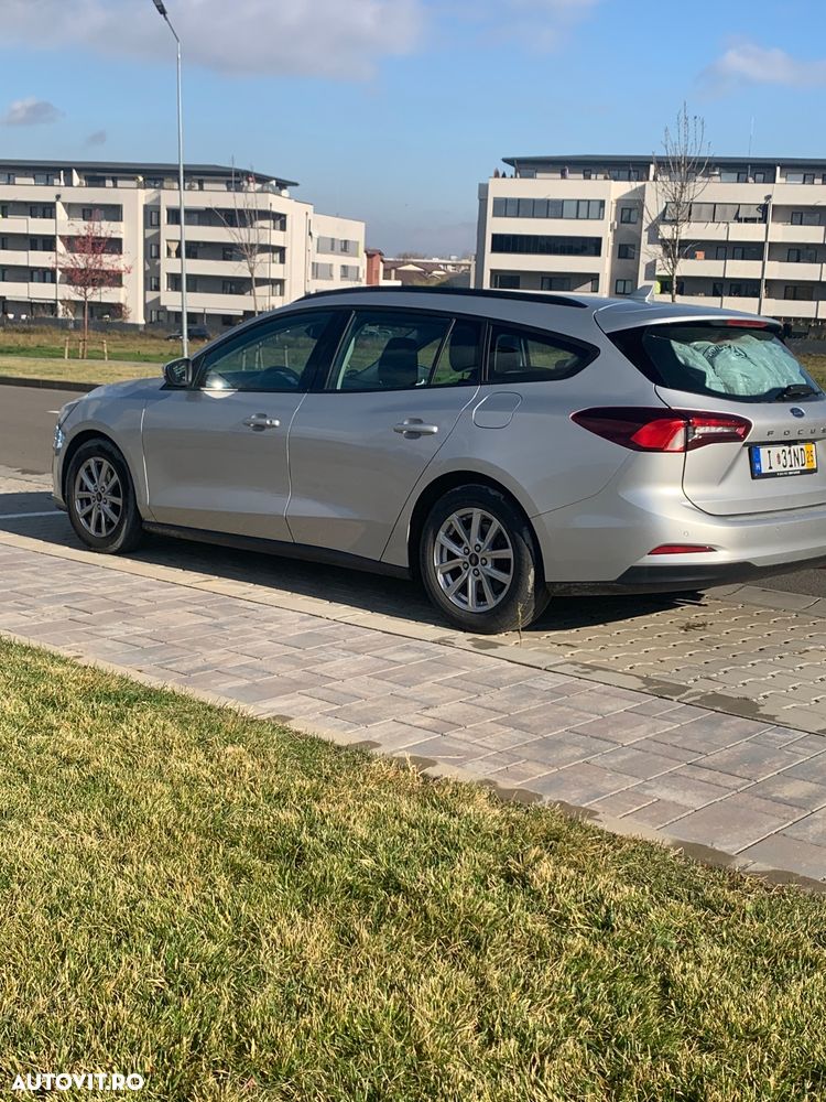 Ford Focus Turnier 1.5 EcoBlue Start-Stopp-System Aut. ST-LINE X - 8