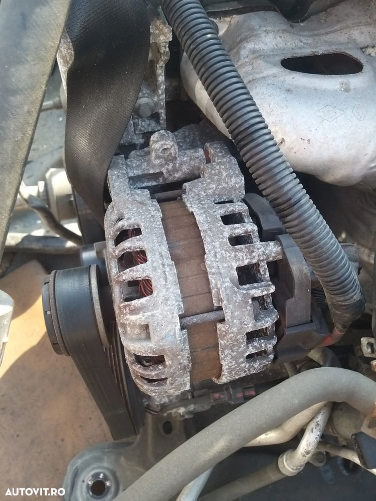 Alternator cod: 231001956R pentru Dacia Lodgy 1.6 Benzina din 2016 - 1