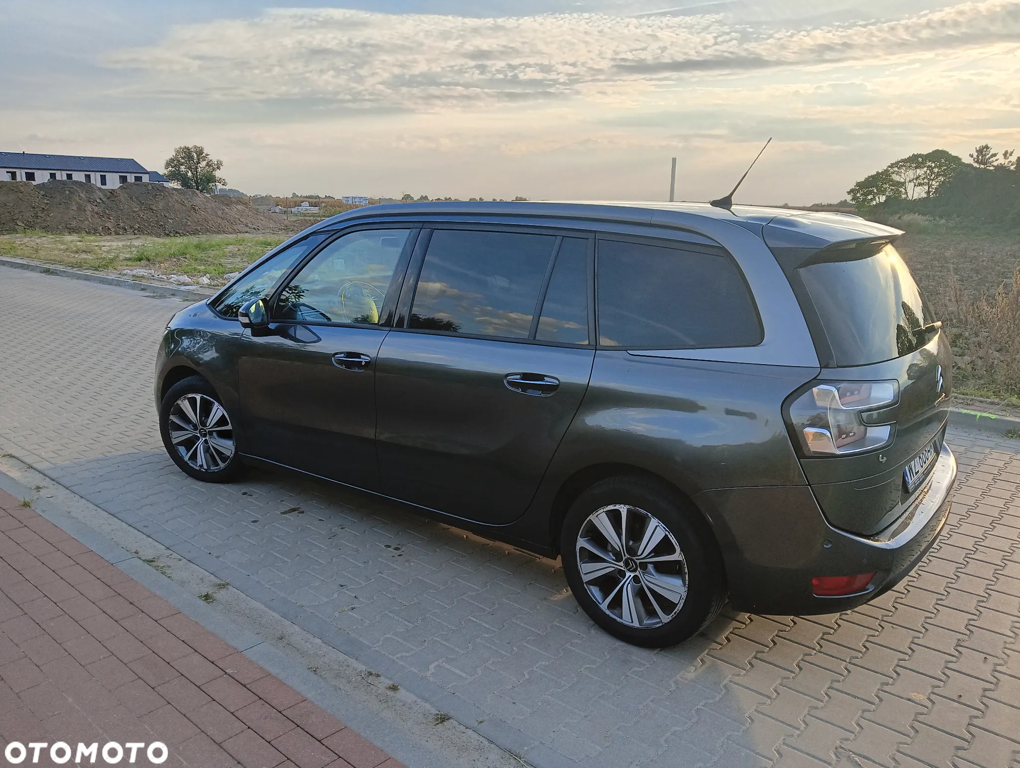 Citroën C4 Picasso 1.6 THP Intensive - 4