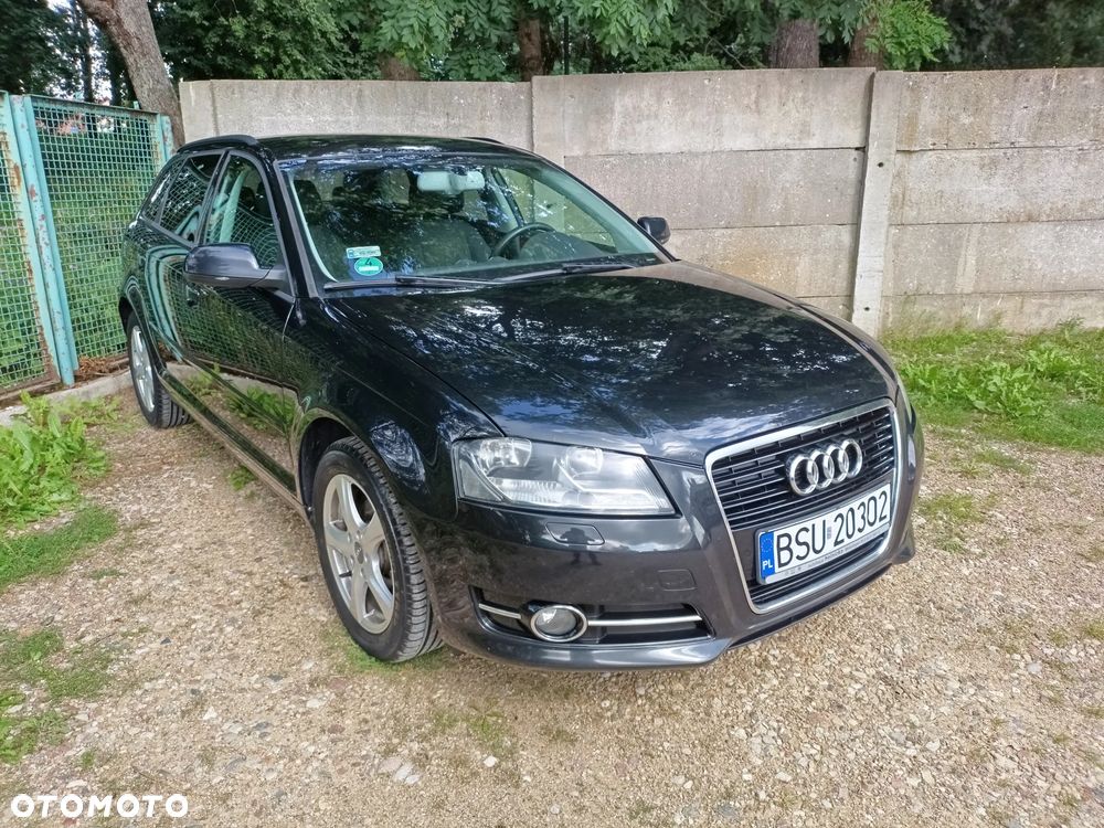 Audi A3 Sportback 1.6 TDI DPF Attraction - 9