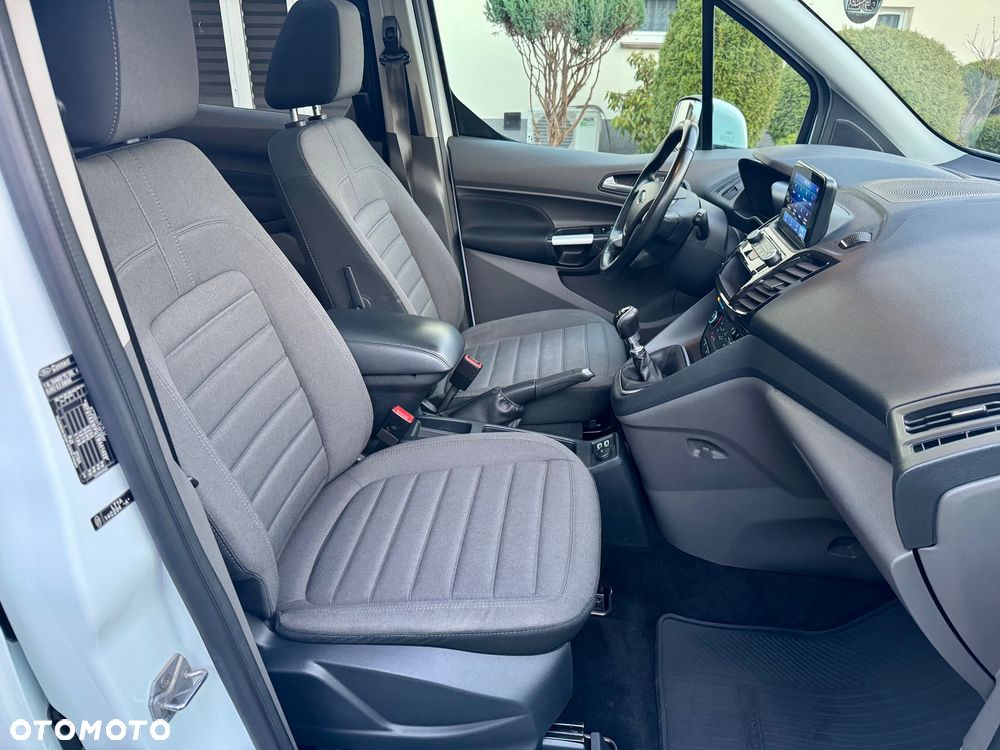 Ford Tourneo Connect 1.5 EcoBlue Titanium - 28