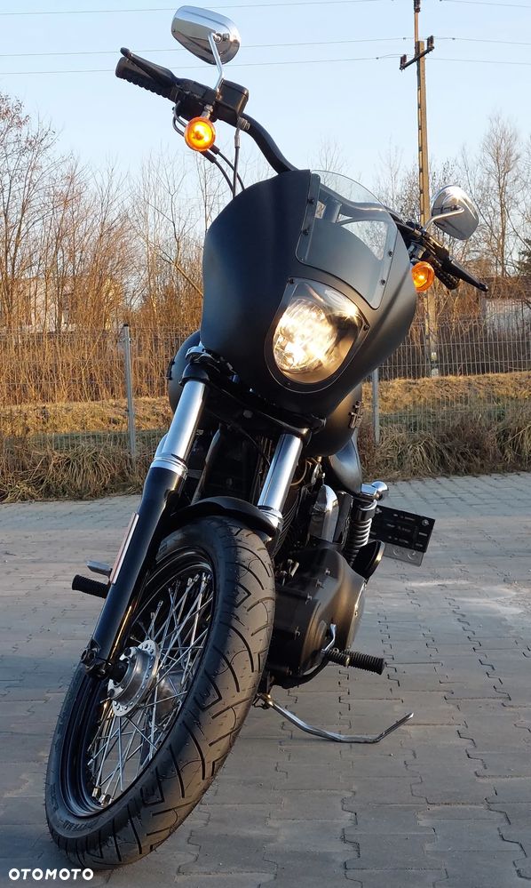 Harley-Davidson Dyna Street Bob - 10