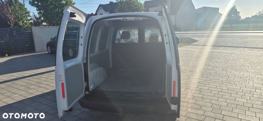 Volkswagen Caddy - 16