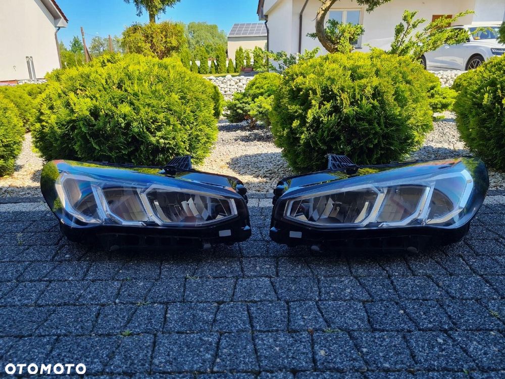 BMW 2 U06 Active Tourer Lampy przód Full Led Base Led 5A42243 5A42244 Okazja - 1