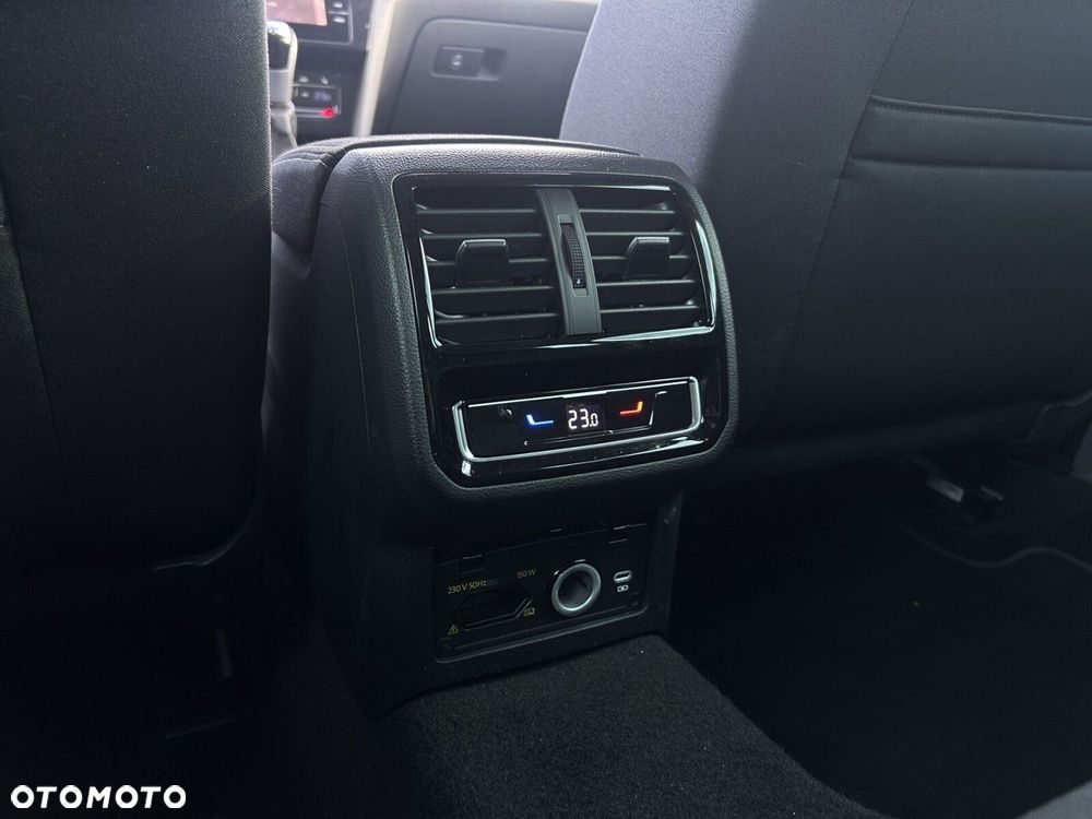 Volkswagen Passat Variant 2.0 TDI EVO Business - 22