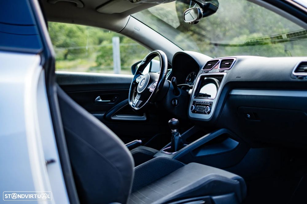 VW Scirocco 2.0 TDI Sport - 17