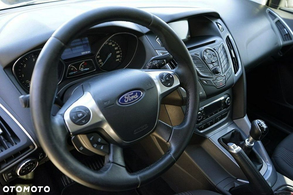 Ford Focus - 21