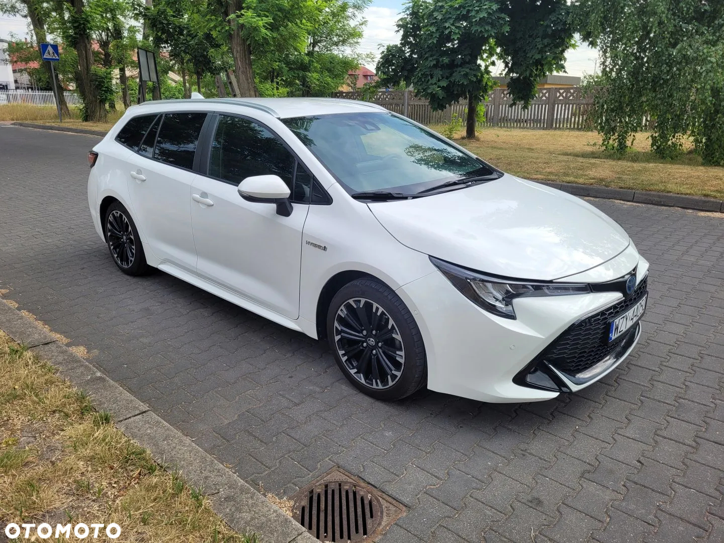 Toyota Corolla 1.8 Hybrid Executive - 9