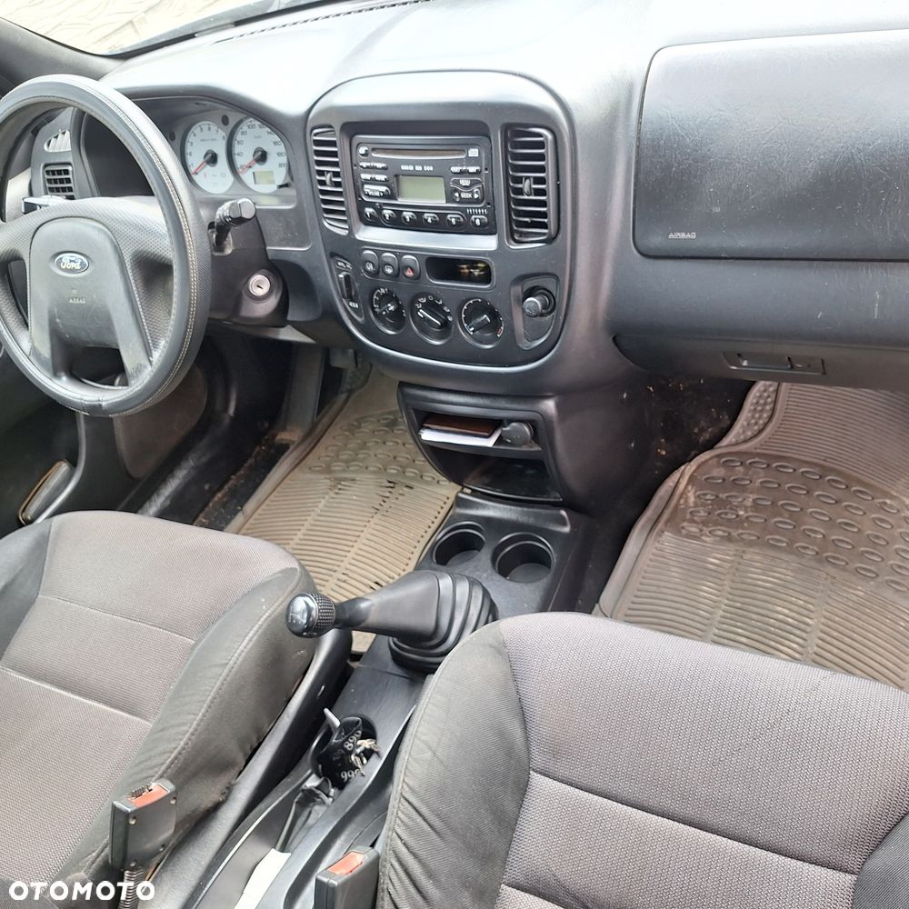 Ford Maverick - 8