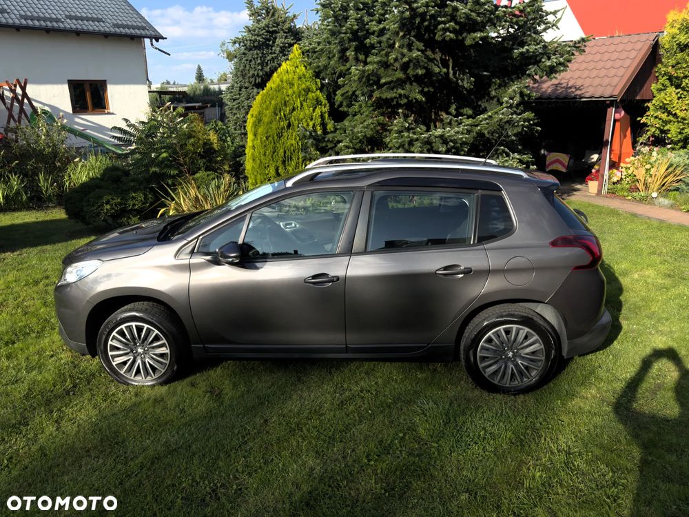 Peugeot 2008 1.2 Pure Tech Style - 12