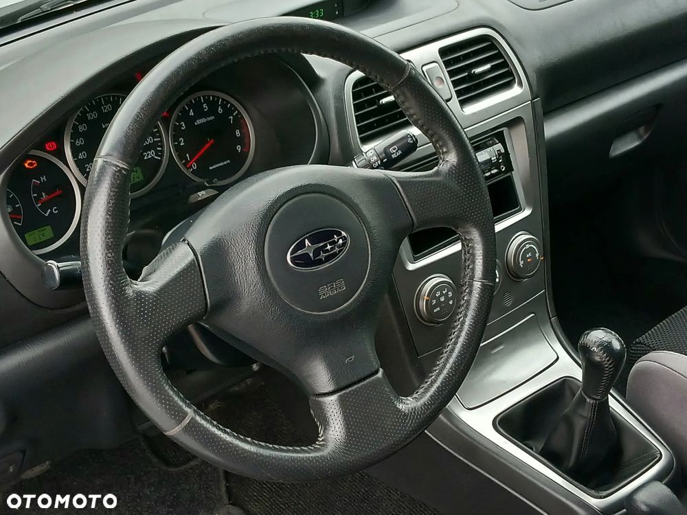 Subaru Impreza SW 2.0 RS - 33