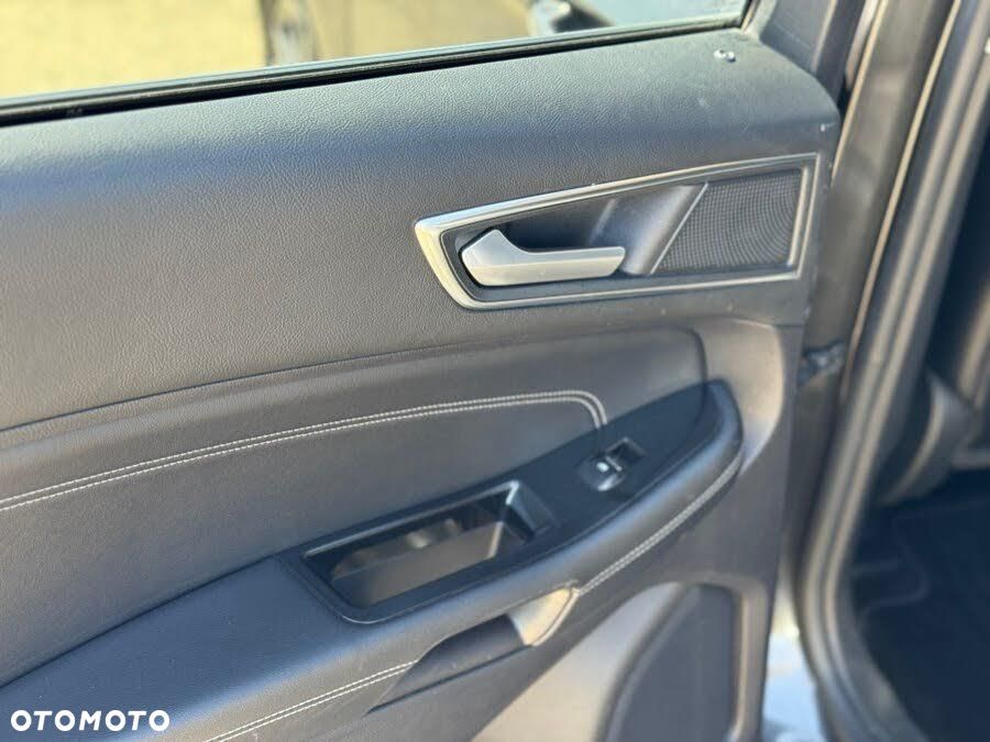 Ford Edge - 15
