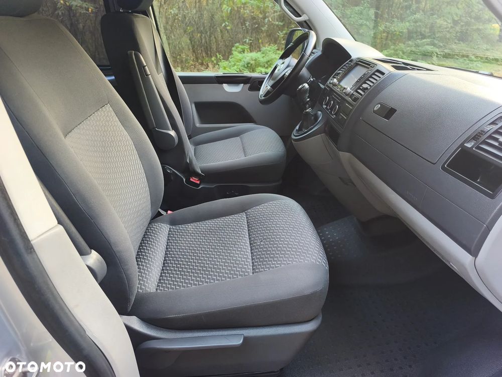Volkswagen Transporter - 24