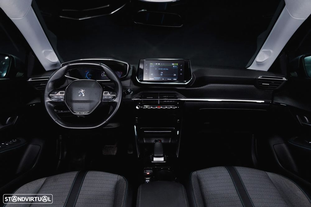 Peugeot e-208 Allure Pack - 5