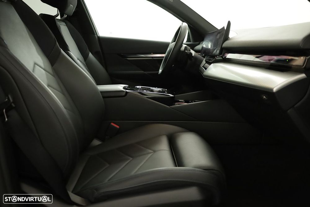 BMW 530 e Pack Desportivo M - 22