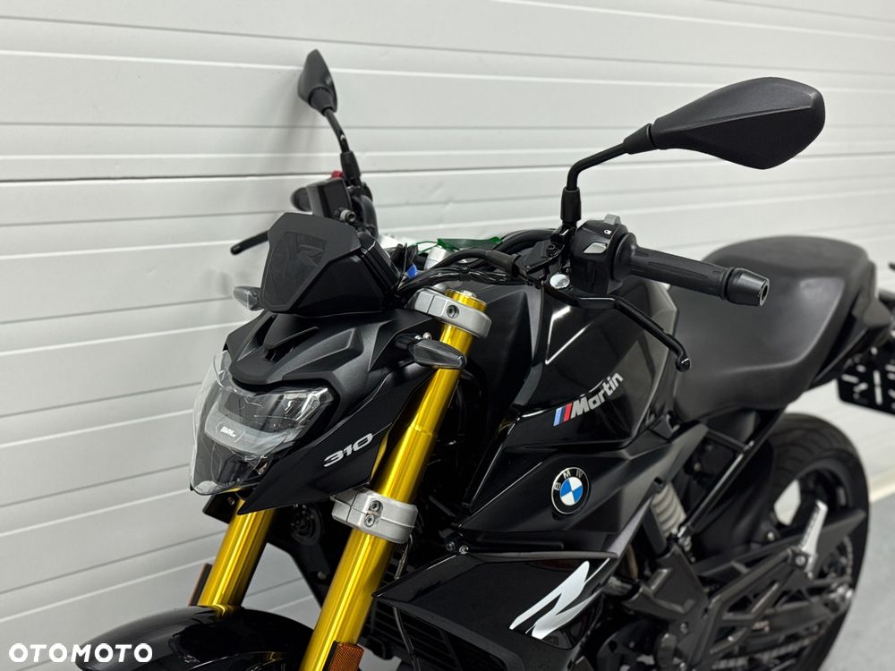 BMW G - 30