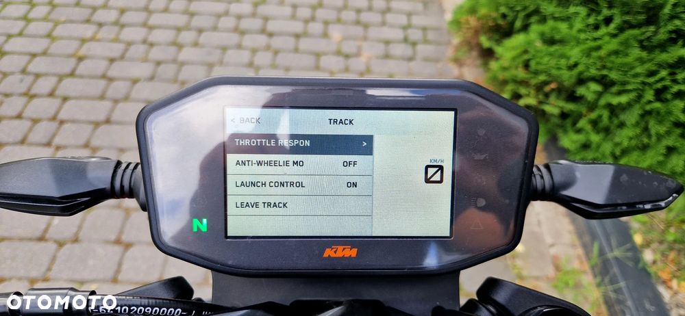 KTM DUKE 890 - 10