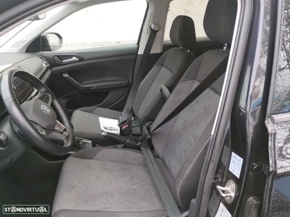 VW T-Cross 1.0 TSI Urban DSG - 4