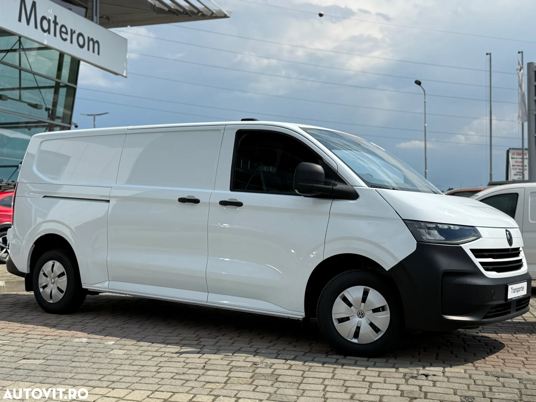 Volkswagen Transporter - 4
