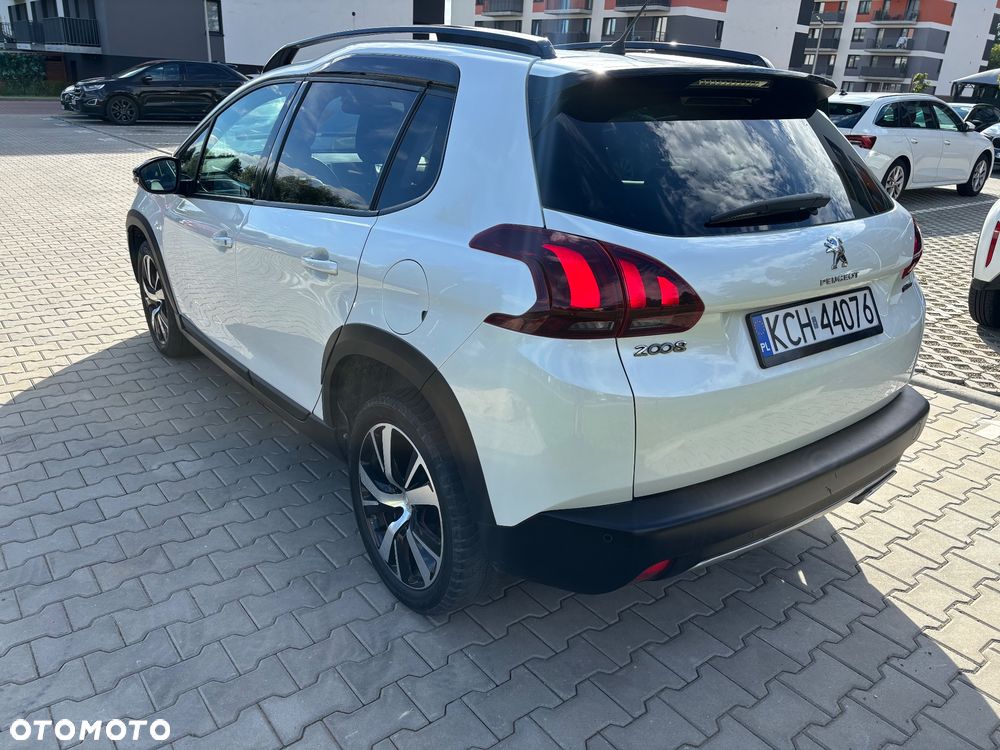 Peugeot 2008 1.2 PureTech GT Line S&S EAT8 - 4