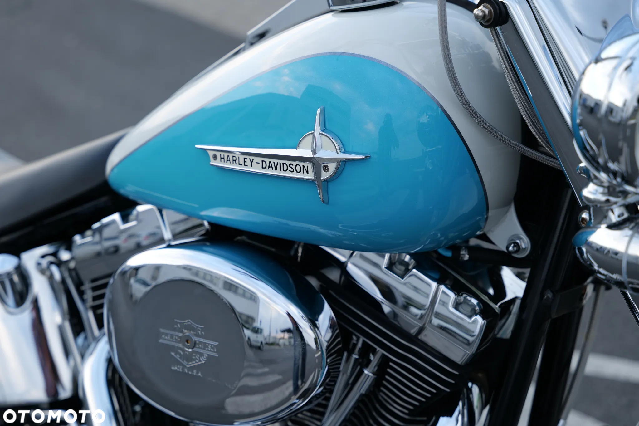 Harley-Davidson Softail Deluxe - 11